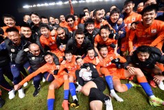 山东泰山队迎五大联赛前锋加盟，吴兴涵转会开启新篇章